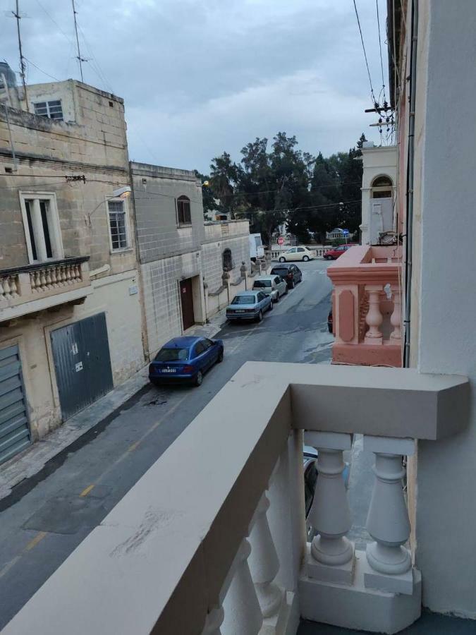 Rons Town House Apartment Tarxien Luaran gambar